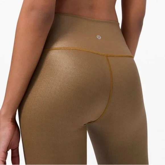 Retired LULULEMON Wunder Under Tight 28" Shine Gold SPECIAL EDITION Sz 4 new - Picture 2 of 9